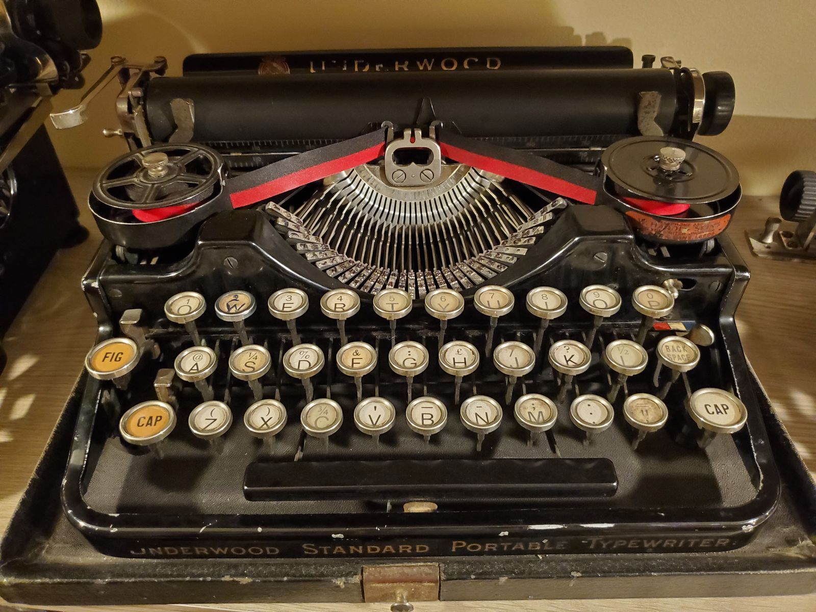 Photo from the Underwood Standard Portable gallery