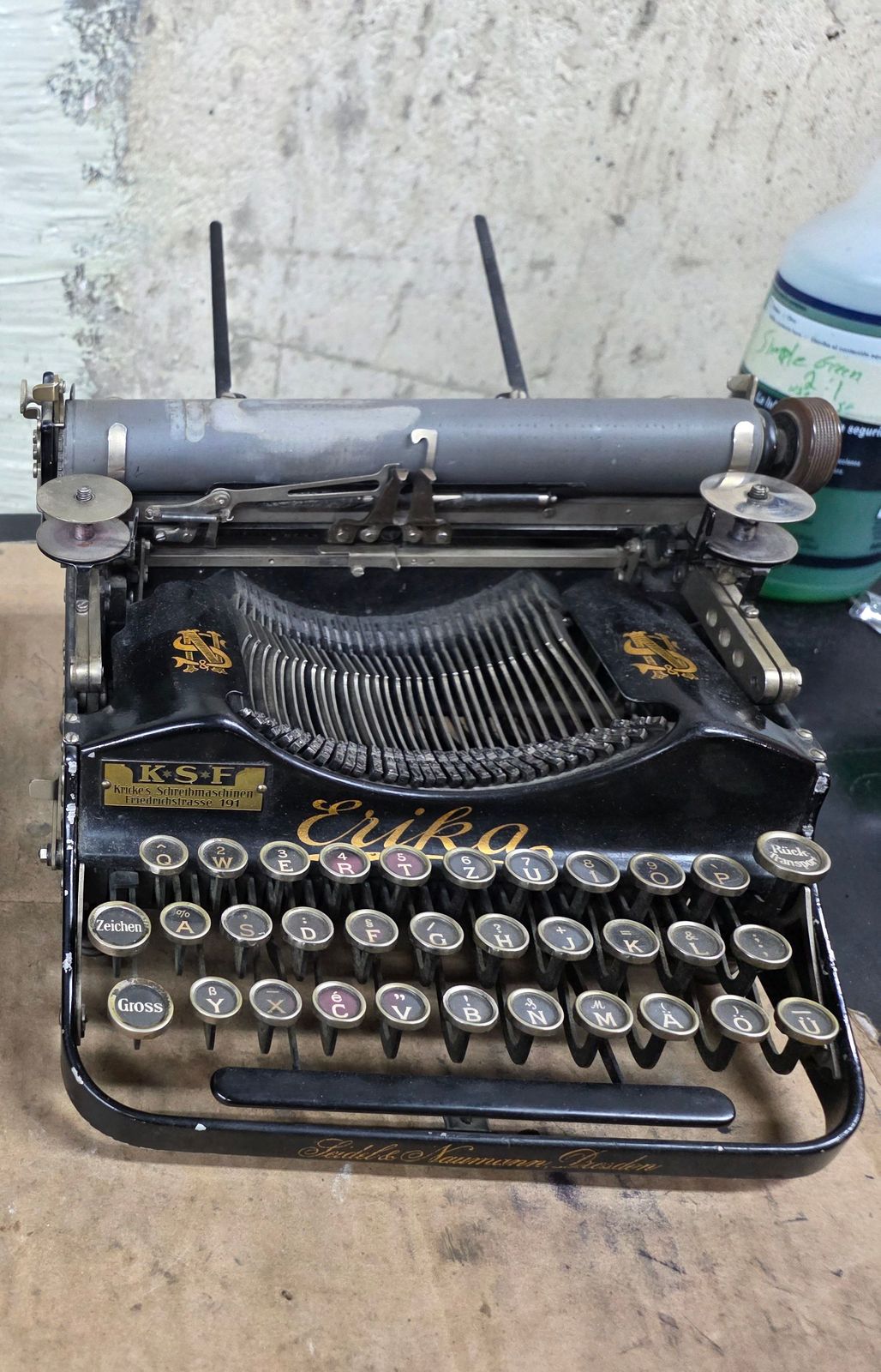 Erika folding typewriters, 3 and 1