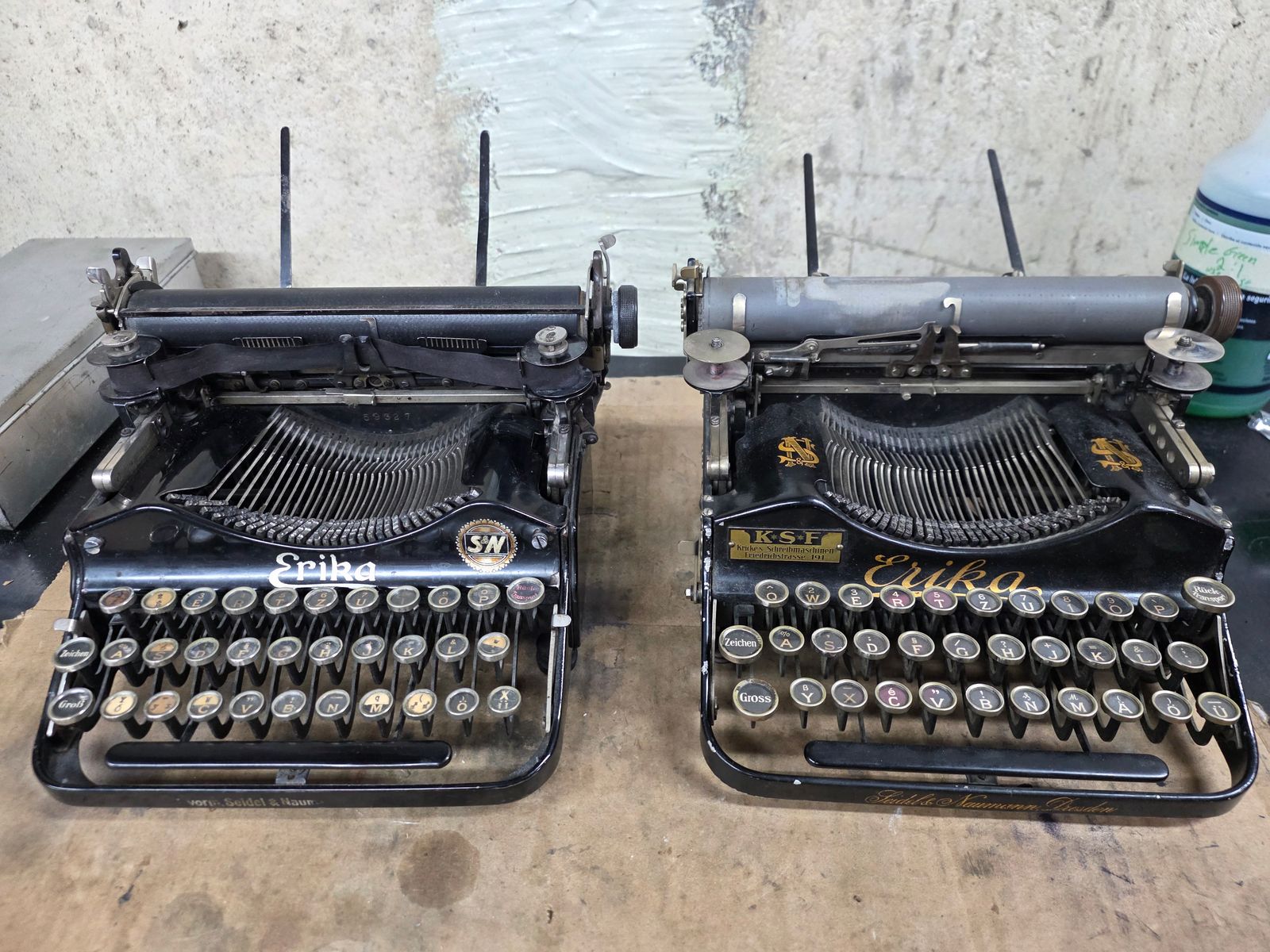Erika folding typewriters, 3 and 1
