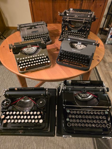 6 Underwood typewriters