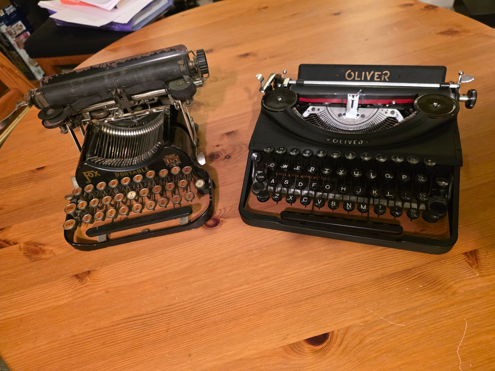 Fox Portable 2 and Oliver Portable typewriters