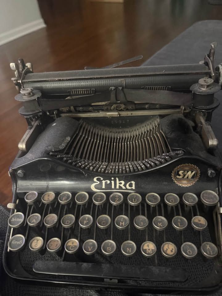 From listing: Photo from the Erika (S&N) Model 3? gallery