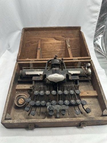 From listing: Photo from the Blickensderfer No. 5 gallery