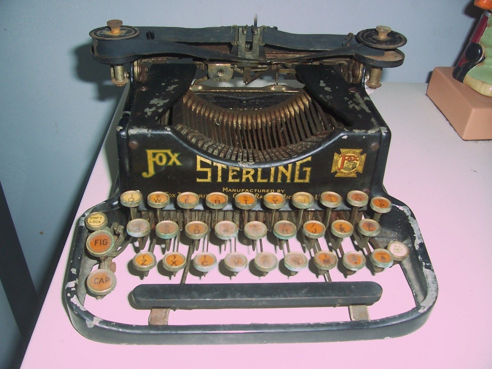 From listing: Photo from the Fox Sterling - Parts Machine gallery